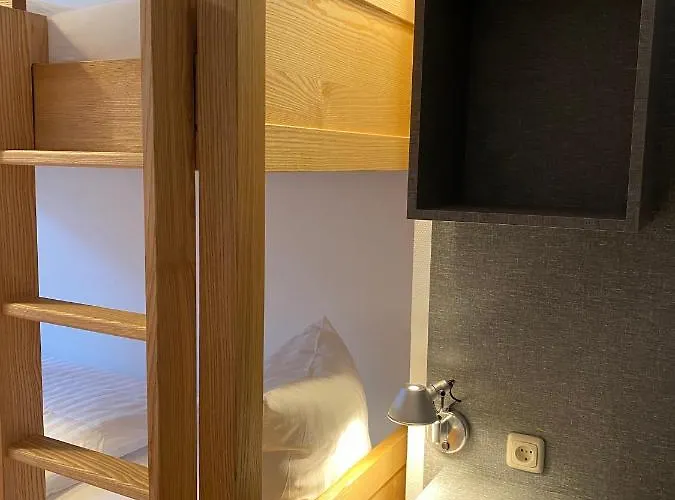 双人b旅舍 旅馆 *